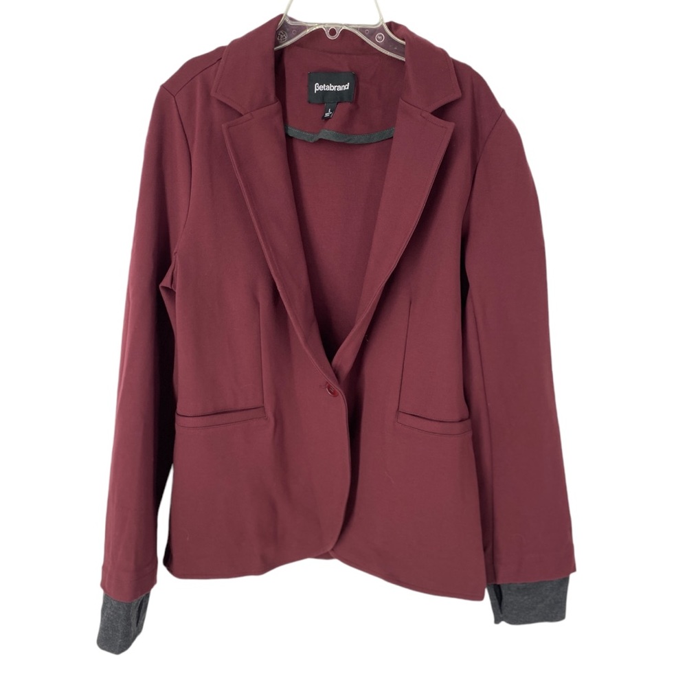 Betabrand Burgundy Active Blazer with thumb hole